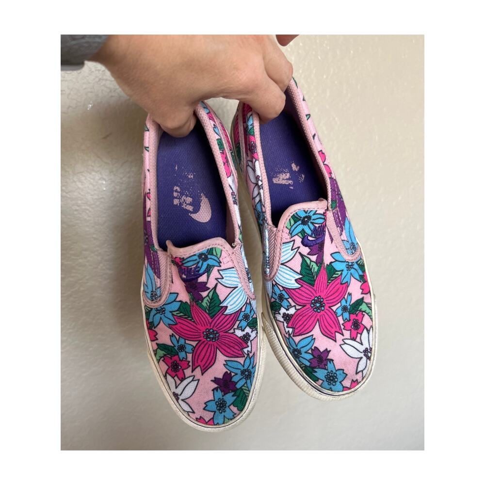 Nike Tropical Floral Bright Slip ons - Picture 3 of 7